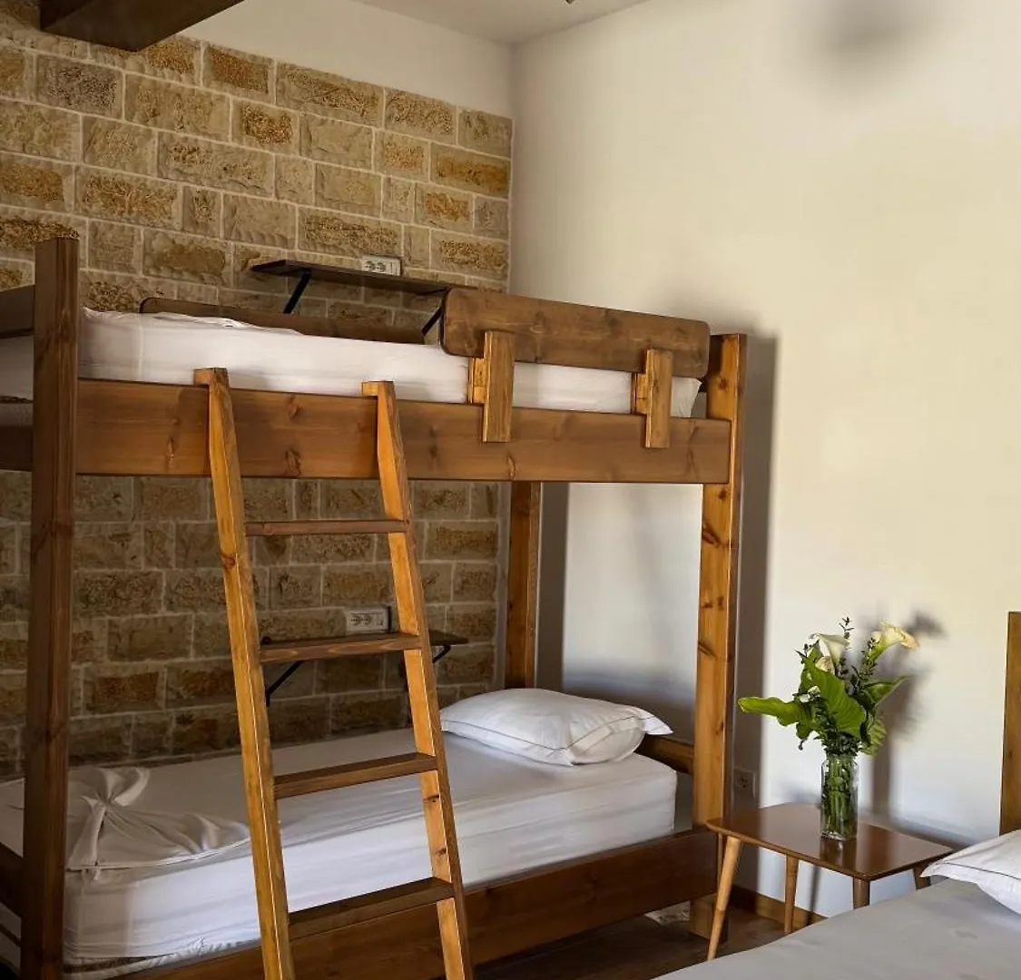 Ana Rest House Hostel Berat